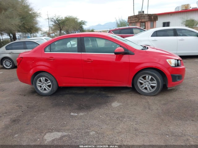 1G1JC5SH3E4111551 Chevrolet Sonic Lt Auto
