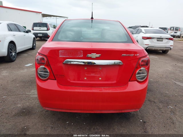 1G1JC5SH3E4111551 Chevrolet Sonic Lt Auto