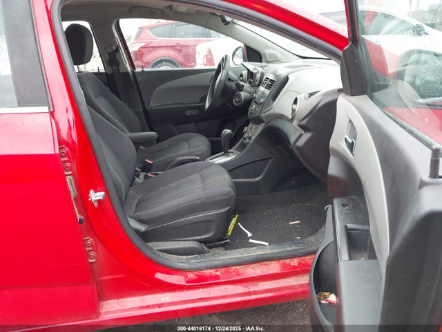 1G1JC5SH3E4111551 Chevrolet Sonic Lt Auto
