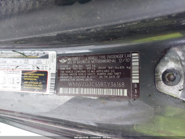 2011 MINI COOPER S CLUBMAN WMWZG3C55BTY36168 Photo 8