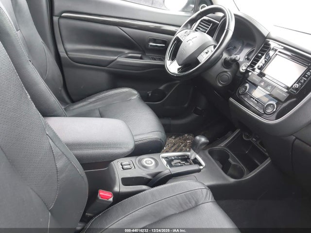 2016 MITSUBISHI OUTLANDER JA4AZ3A3XGZ042941 Photo 4