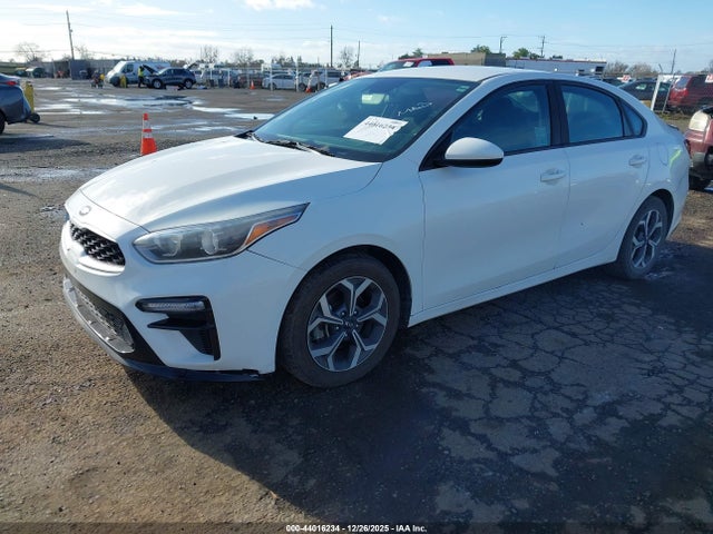 3KPF24AD1KE035735 KIA Forte Lxs