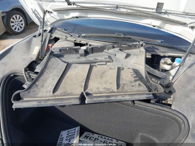 Tesla Model S 60/70/75/85 2016 5YJSA1E16GF150560 Image 8