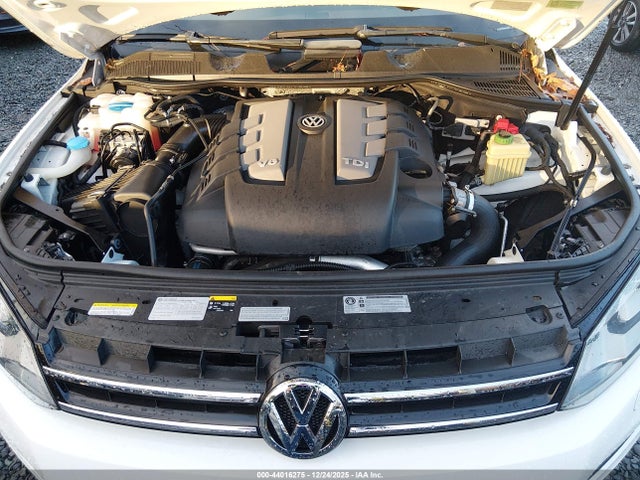 WVGEP9BP3ED010663 Volkswagen Touareg Tdi Executive