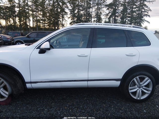 WVGEP9BP3ED010663 Volkswagen Touareg Tdi Executive