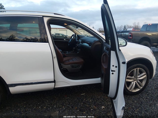 WVGEP9BP3ED010663 Volkswagen Touareg Tdi Executive