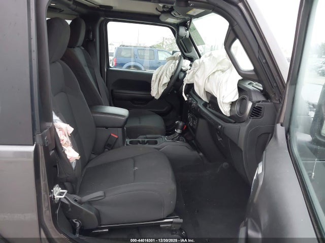 1C4GJXAN0PW653952 Jeep Wrangler 2-door Sport S 4x4