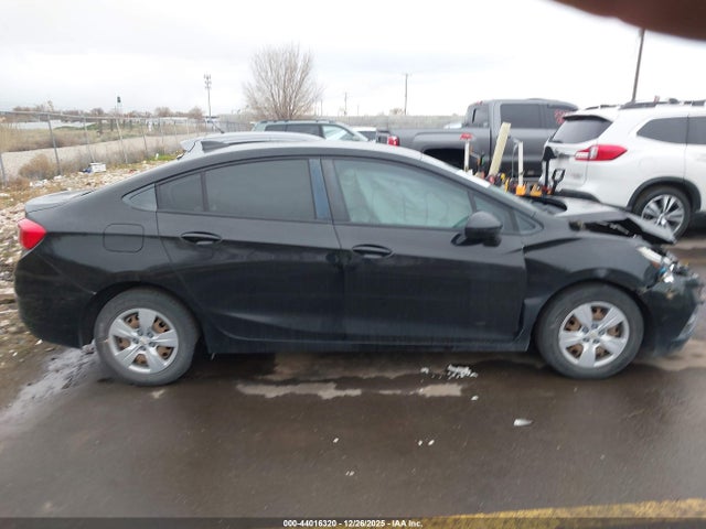 1G1BC5SM9J7213494 Chevrolet Cruze Ls Auto