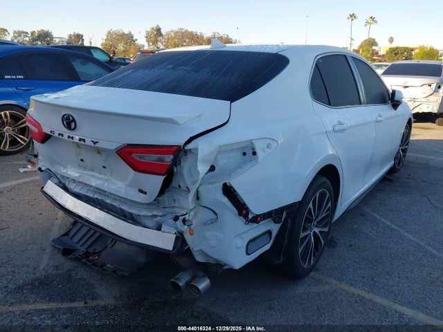 2019 TOYOTA CAMRY 4T1B11HK6KU283237 Photo 3