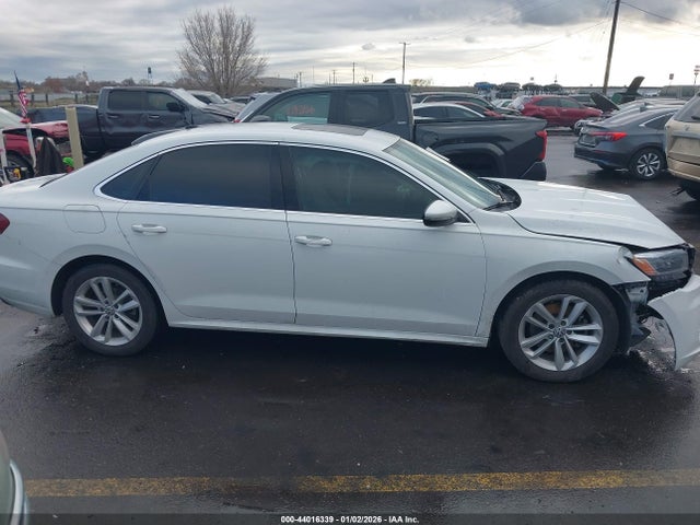 1VWWA7A35LC020821 Volkswagen Passat 2.0t Se