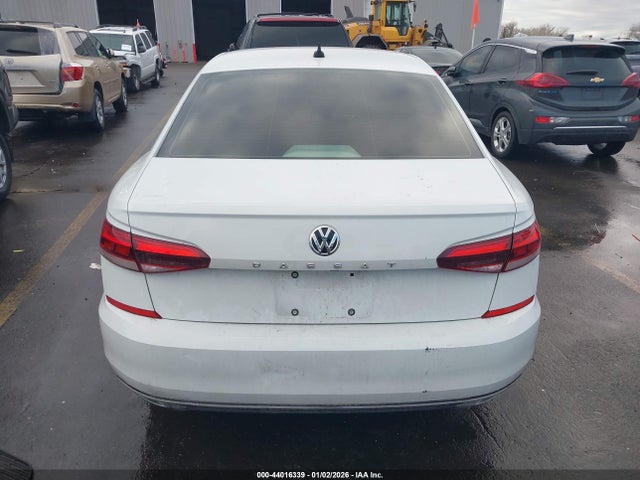 1VWWA7A35LC020821 Volkswagen Passat 2.0t Se