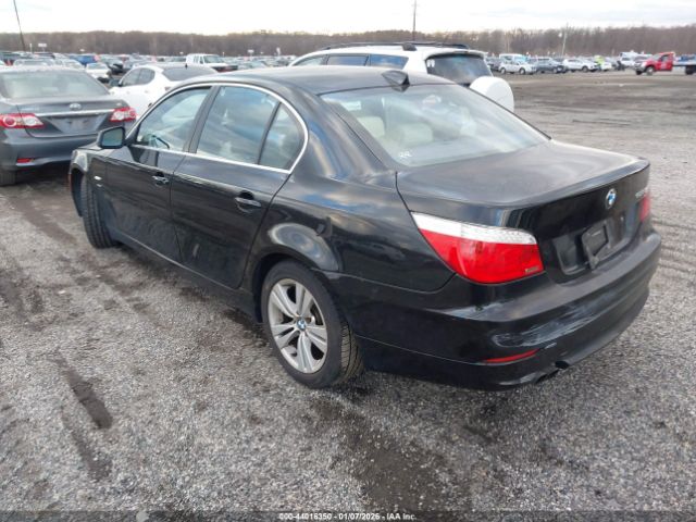 2010 BMW 528I WBANV1C54AC445293 Photo 2