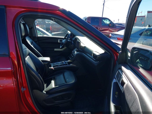 2021 FORD EXPLORER 1FMSK8DH3MGA40664 Photo 4