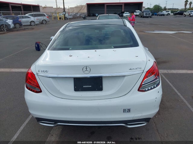 55SWF4KB7GU135484 Mercedes-Benz C 300 Luxury 4matic