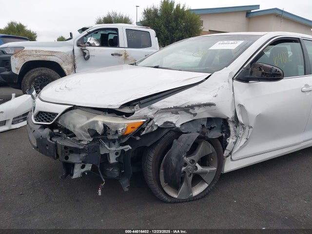 4T1BK1FK6EU026132 Toyota Camry Se V6