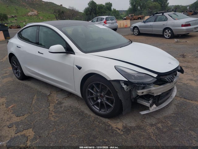 2021 TESLA MODEL 3 5YJ3E1EB4MF872672 Photo 0