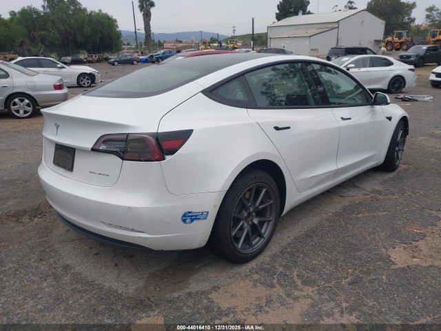 2021 TESLA MODEL 3 5YJ3E1EB4MF872672 Photo 3