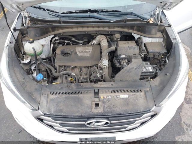 2017 HYUNDAI TUCSON KM8J3CA29HU423883 Photo 9