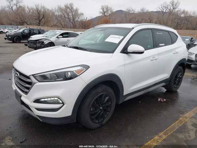 2017 HYUNDAI TUCSON KM8J3CA29HU423883 Photo 1