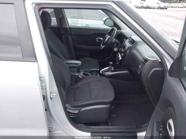 2015 KIA SOUL KNDJN2A20F7763492 Photo 4