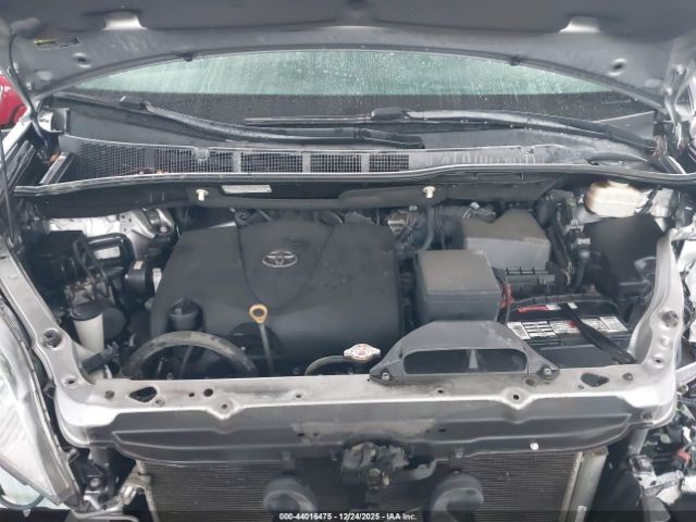 2017 TOYOTA SIENNA 5TDKZ3DC5HS773253 Photo 9