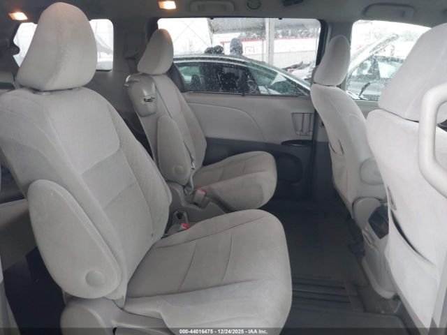2017 TOYOTA SIENNA 5TDKZ3DC5HS773253 Photo 7