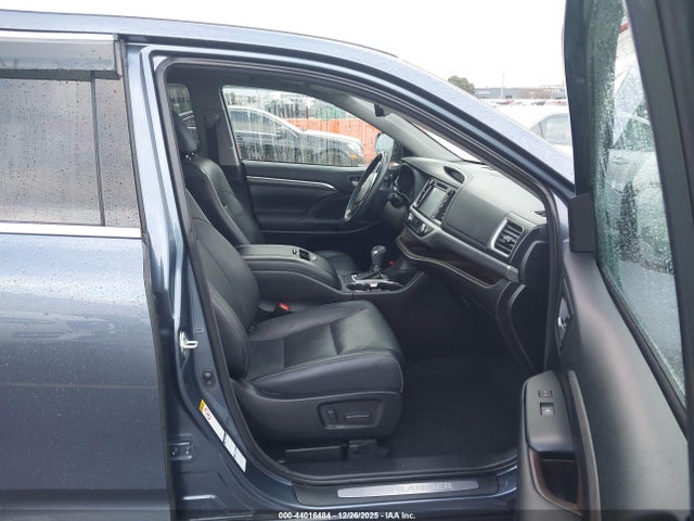 5TDDGRFH4JS049618 Toyota Highlander Hybrid Limited Platinum