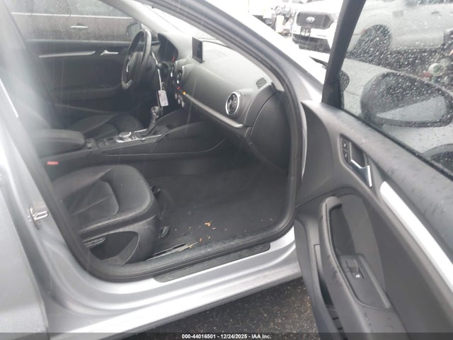 2015 AUDI A3 WAUACGFF2F1082572 Photo 4