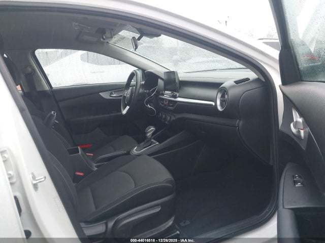 3KPF24AD4RE743620 KIA Forte Lxs