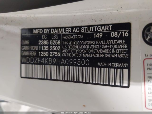 2017 MERCEDES-BENZ E 300 WDDZF4KB9HA099800 Photo 8