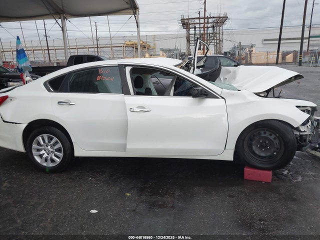 1N4AL3AP1GN318978 Nissan Altima 2.5 S