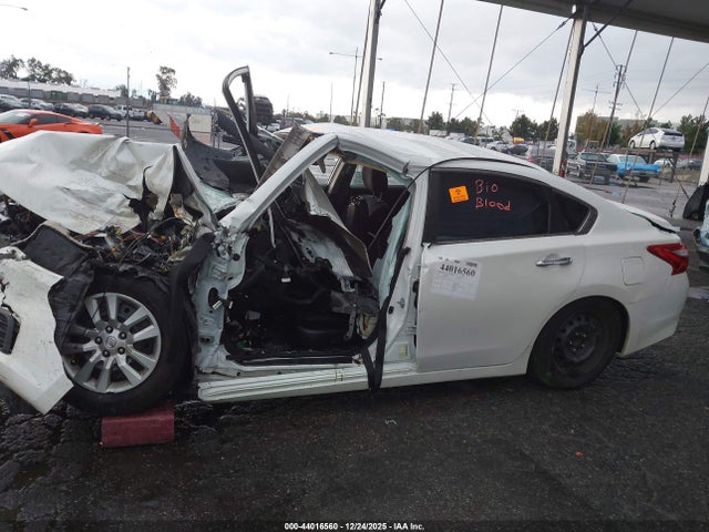 1N4AL3AP1GN318978 Nissan Altima 2.5 S