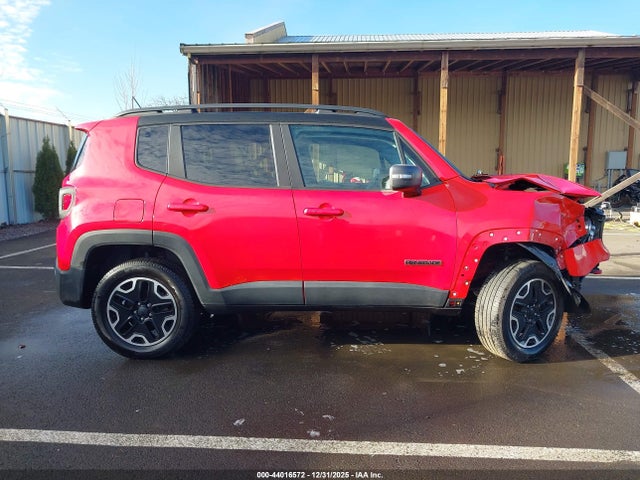 Jeep Renegade Trailhawk 2016 ZACCJBCT6GPC97727 Image 14