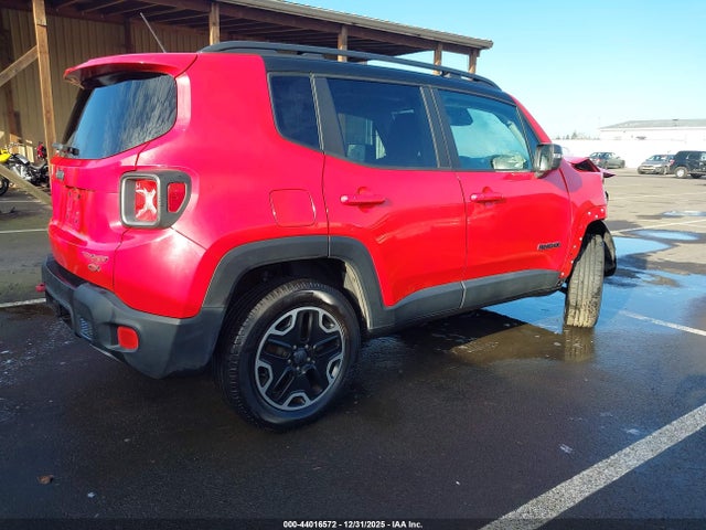 Jeep Renegade Trailhawk 2016 ZACCJBCT6GPC97727 Image 4