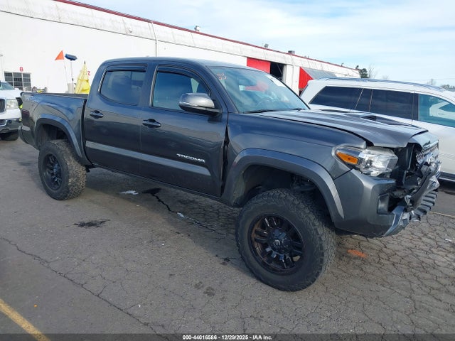 Toyota Tacoma Trd Sport 2017 3TMCZ5AN1HM117752 main image