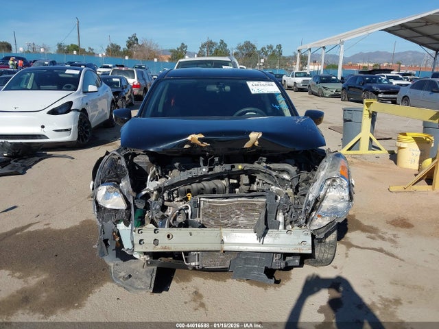 3N1CN7AP5KL838410 Nissan Versa 1.6 S+