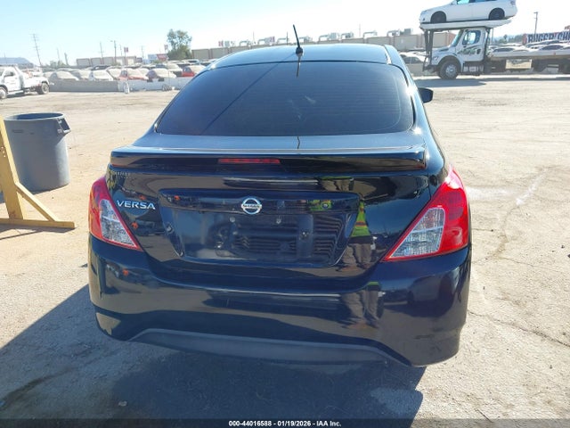 3N1CN7AP5KL838410 Nissan Versa 1.6 S+