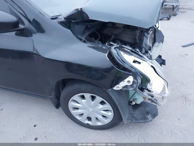 3N1CN7AP5KL838410 Nissan Versa 1.6 S+