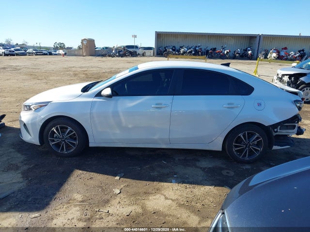 3KPF24AD5RE715986 KIA Forte Lxs