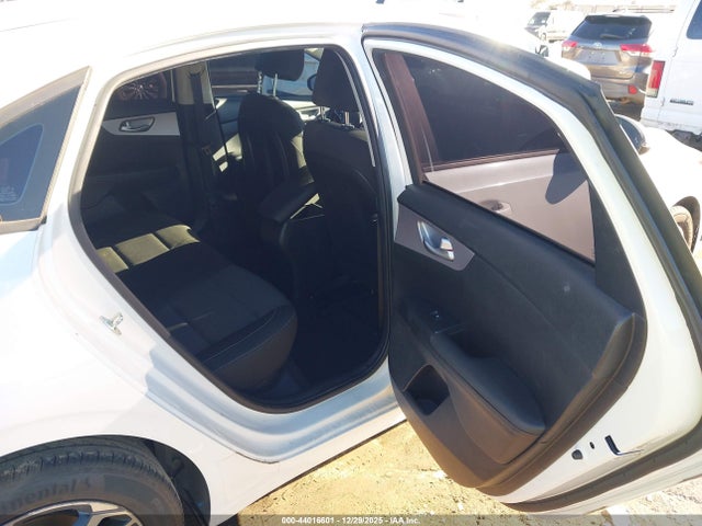 3KPF24AD5RE715986 KIA Forte Lxs