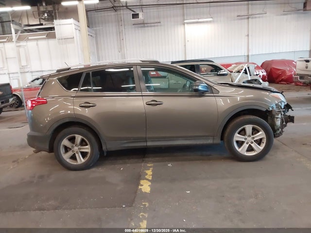 Toyota Rav4 Xle 2014 2T3RFREV0EW190108 Image 13