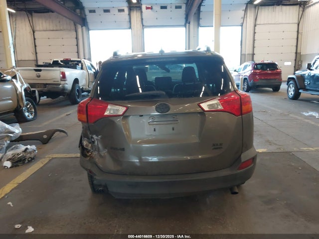 Toyota Rav4 Xle 2014 2T3RFREV0EW190108 Image 16