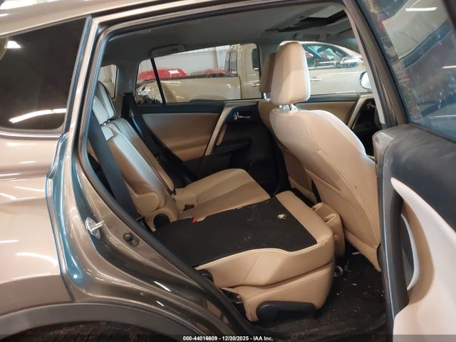 Toyota Rav4 Xle 2014 2T3RFREV0EW190108 Image 8