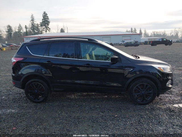 Ford ESCAPE SE 2018 1FMCU9GDXJUC47532 Image 13