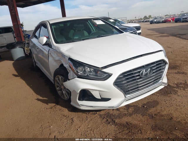 5NPE24AF1KH817140 Hyundai SONATA SE