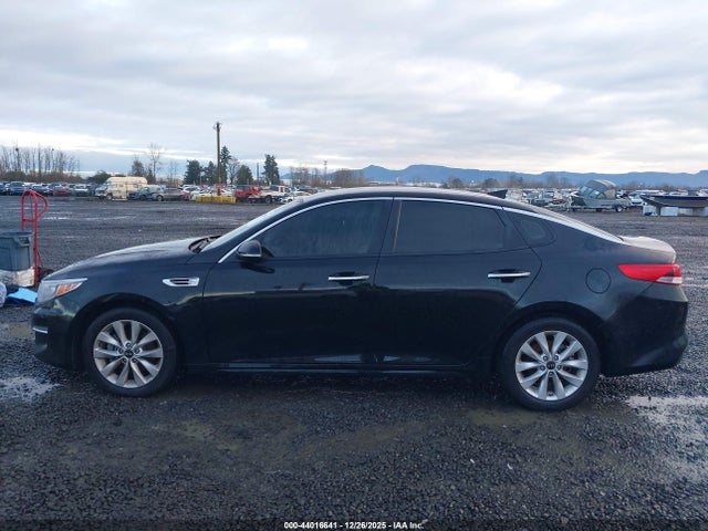 5XXGT4L36GG002928 KIA Optima Lx