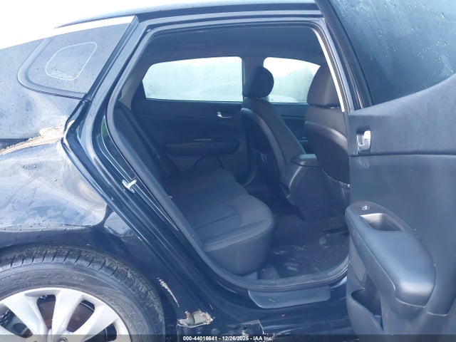 5XXGT4L36GG002928 KIA Optima Lx