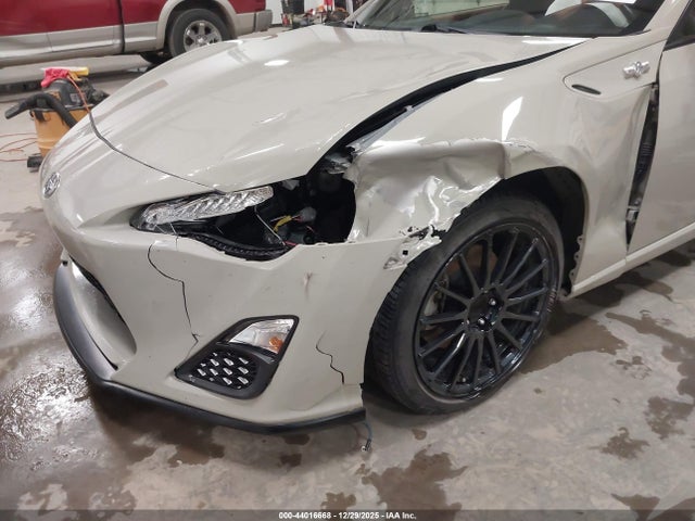 JF1ZNAA18G9706375 Scion Fr-s Release Series 2.0