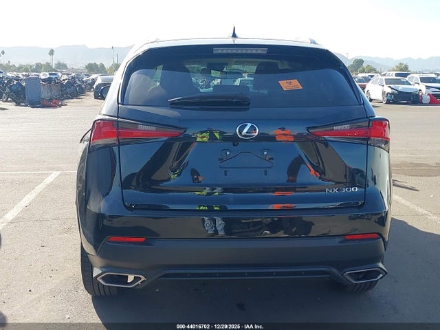 JTJYARBZ8J2090484 Lexus NX 300