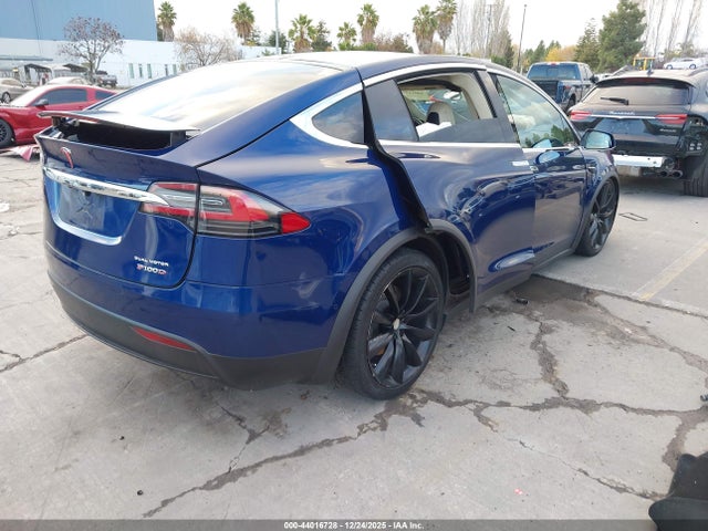 2019 TESLA MODEL X 5YJXCBE22KF162440 Photo 3